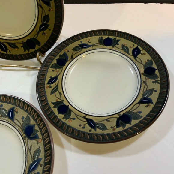 Vintage Mikasa Intaglio Bread and Butter Plate 6 1/2 Set of 4 Replacement #55 - Picture 3 of 7